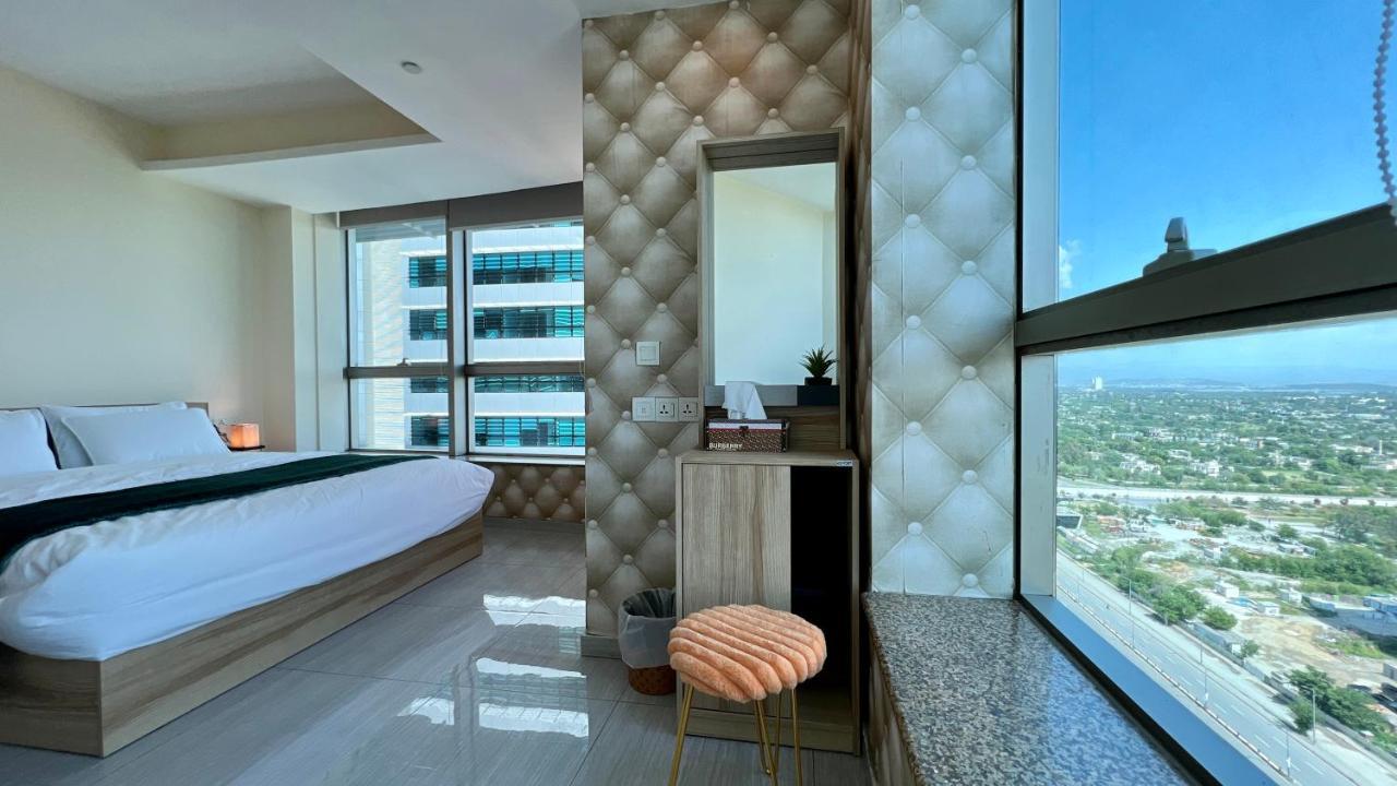Centaurus Apartment City View Three Beds Islamabad Ngoại thất bức ảnh