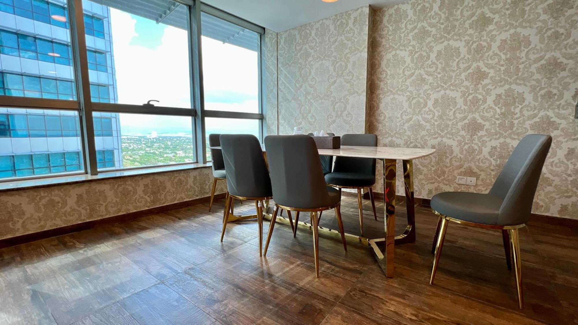 Centaurus Apartment City View Three Beds Islamabad Ngoại thất bức ảnh