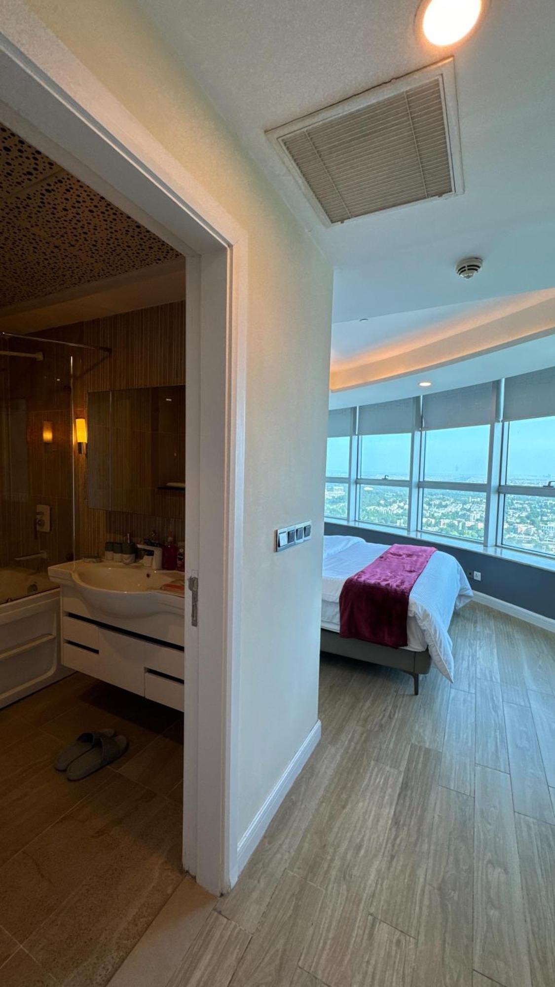 Centaurus Apartment City View Three Beds Islamabad Ngoại thất bức ảnh