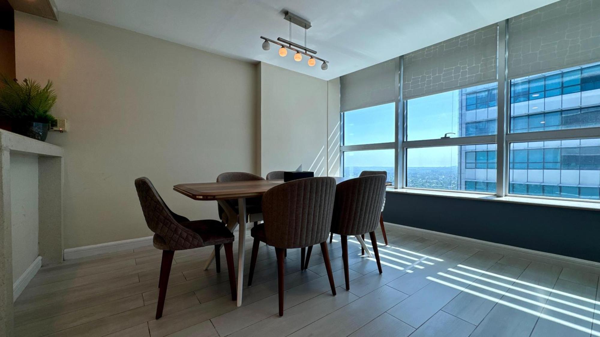 Centaurus Apartment City View Three Beds Islamabad Ngoại thất bức ảnh