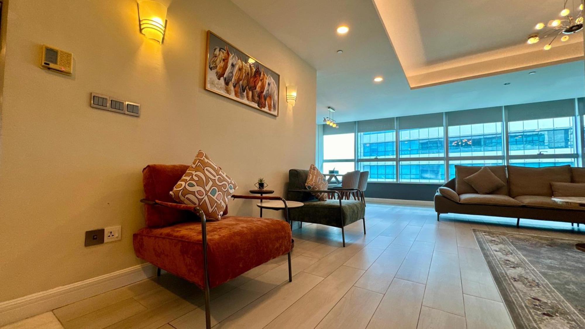 Centaurus Apartment City View Three Beds Islamabad Ngoại thất bức ảnh