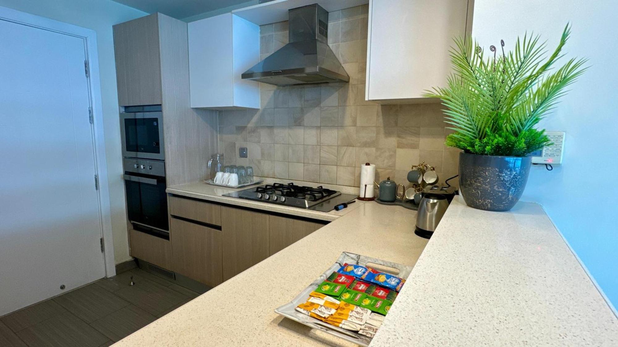 Centaurus Apartment City View Three Beds Islamabad Ngoại thất bức ảnh